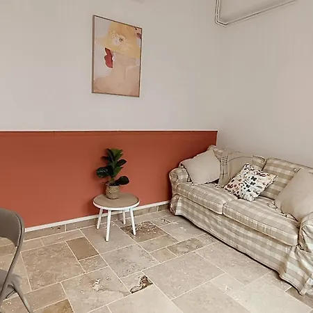 Studio Coquet Proche Gare Patio アパート